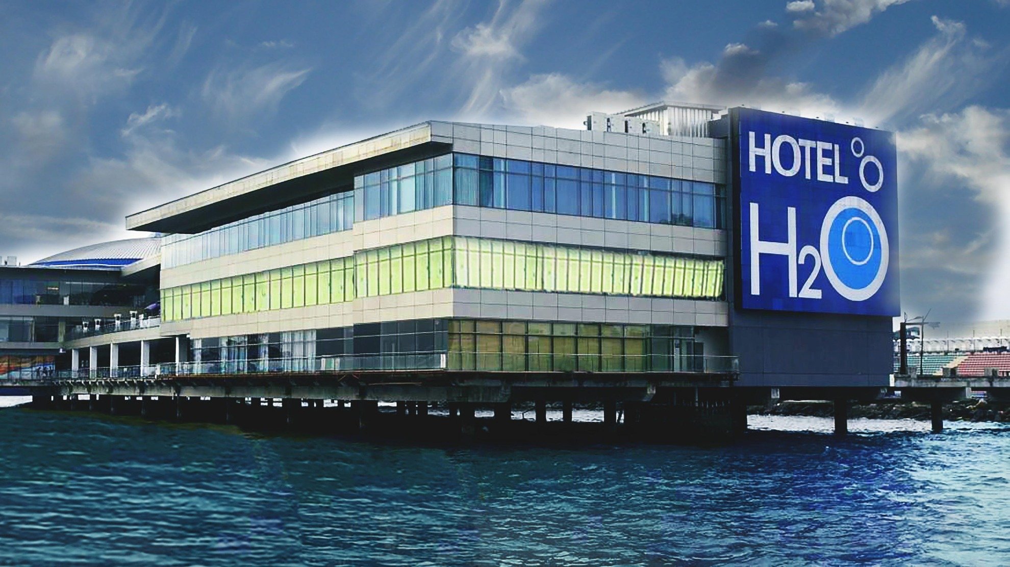 Hotel H20 or similar